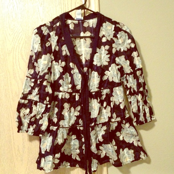 💕Blue floral sheer blouse💕