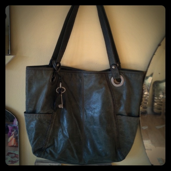 Dark green leather Fossil purse