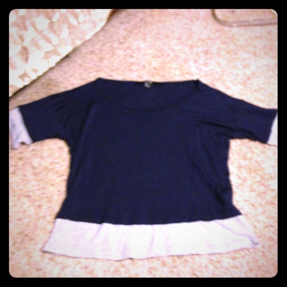 Blue & grey 3/4 sleeve