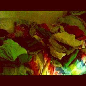 Aero, Hollister, Wet Seal, Forever 21 and more!