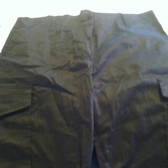 Petal pushers bundled with 3 jeans capris mmhi