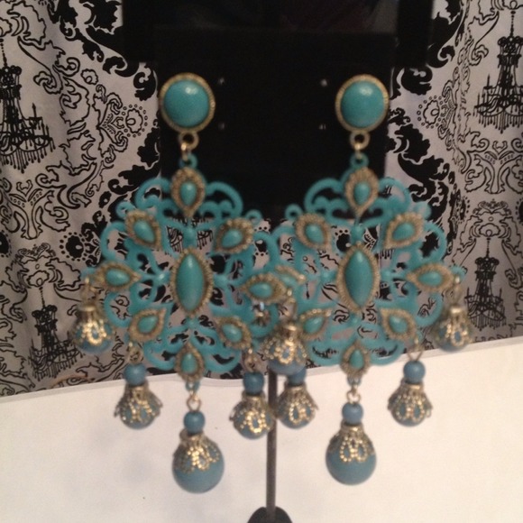 Jewelry - Chandelier Earrings