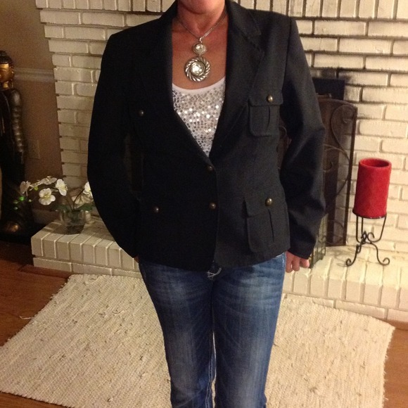*BUNDLED SOLDBlack Blazer with nice bronze Buttons