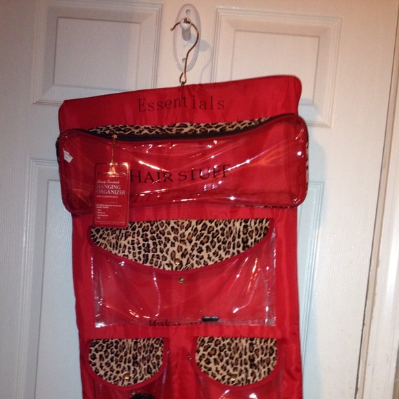 Organizer perfect when traveling or just 4 home