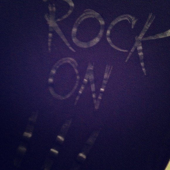 Rock on tee