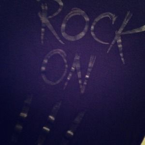 Rock on tee