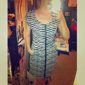 Black and White Striped Zipper Dress