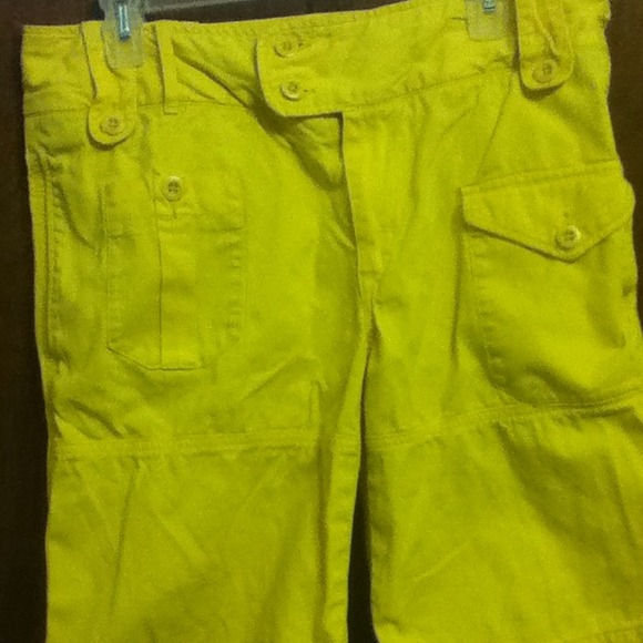 Knee shorts true fit