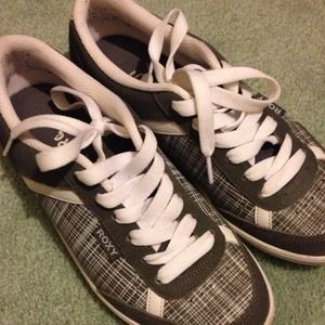 ⛔Bundle for linperez⛔Roxy shoes