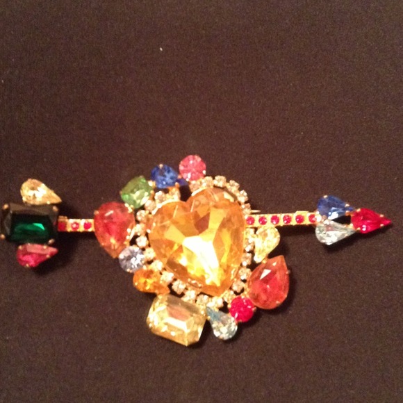 Colorful heart pin! Reduced