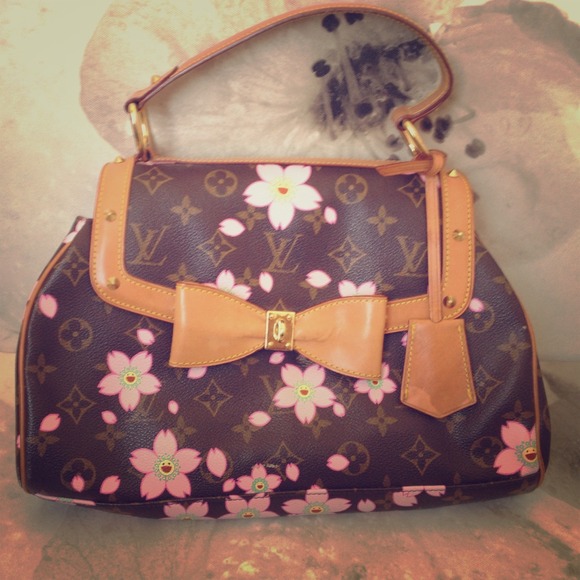 Handbag