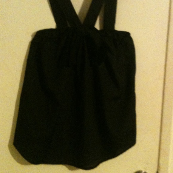 ✨✨REDUCED✨✨Flowy Black Babydoll Top  front Bow