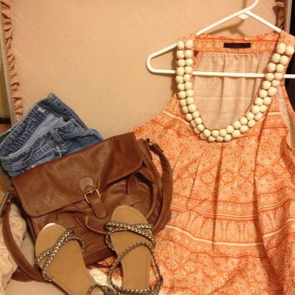 Bundle of three tops for @glimmerofhope - Picture 3 of 3