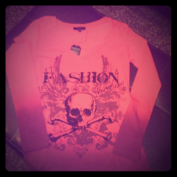 NWT skull jewel embellished shirt.