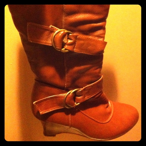 Brown boots sz 10 reduced