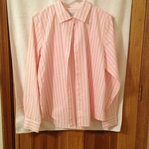 Women's long sleeve button down