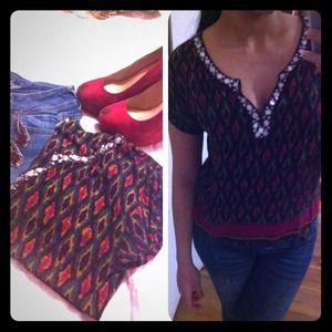 ⛔SOLD⛔Tribal styled shirt with silver accents.