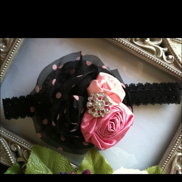 "Priscilla's Royal Bowtique"