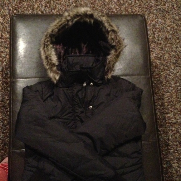 Volcom coat (fits like a medium) - Picture 1 of 3