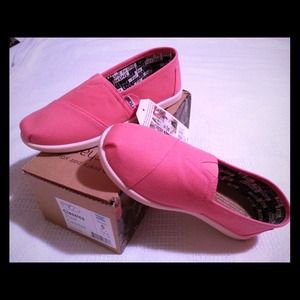 Toms Pink Canvas Size 5