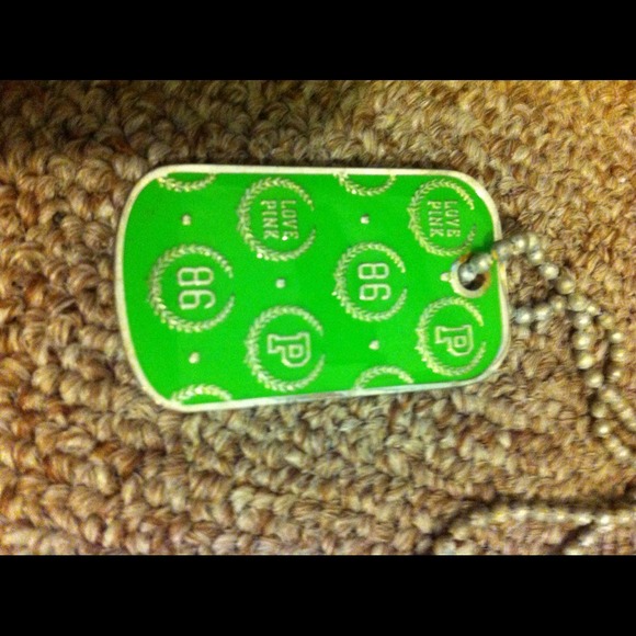 Pink necklace - Picture 2 of 2