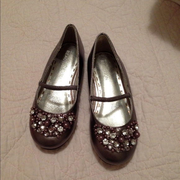 Sold!!!!!! Michael Kors toddler 9 1/2 toddlers