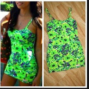 Nice fitted floral stretch dress