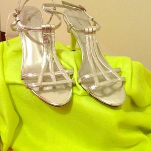 Elegant silver heels :)
