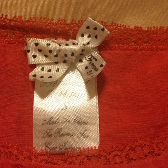 F21 Coral Lacey Topped Top😘 - Picture 2 of 3