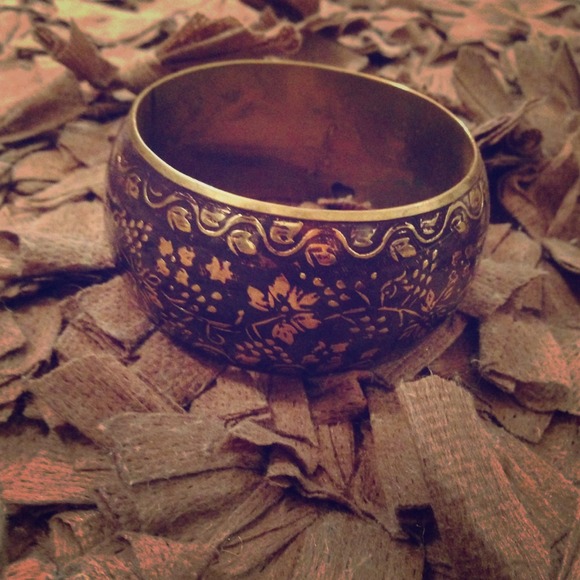 Purple/Gold bracelet