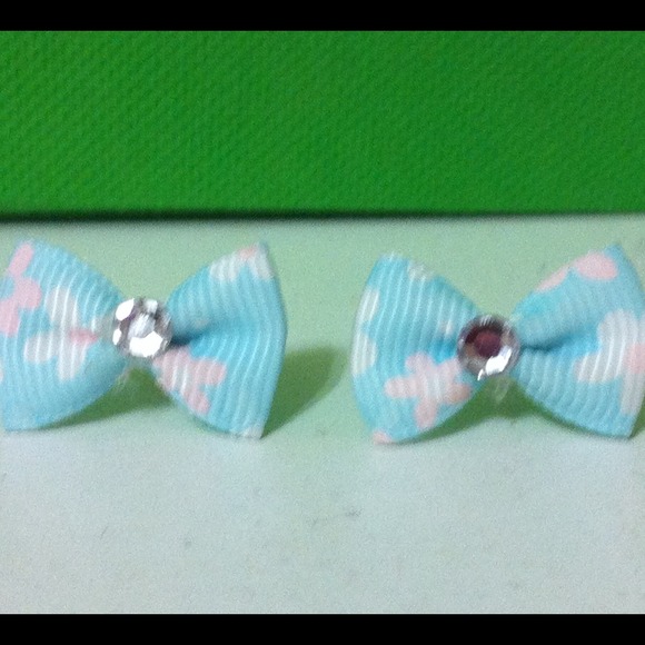 Cute blue bow earrings