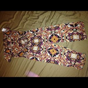 Love j"  romper  fit me to big 👘😢