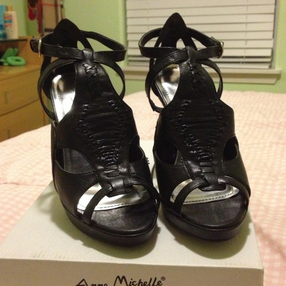 High heel summer sandals black