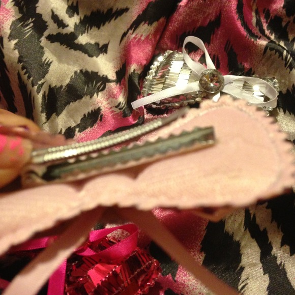 Hair bow - Picture 3 of 3