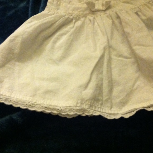 Baby drees - Picture 3 of 4
