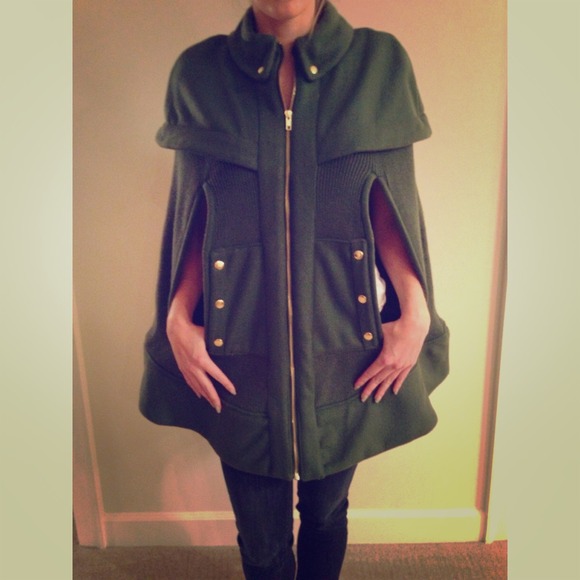 Anthropologie Jackets & Blazers - GREEN ANTHRO CAPE