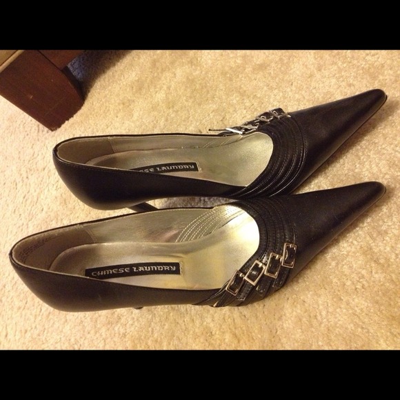 Chinese Laundry - Picture 3 of 4