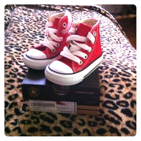 **Sold***Converse tennis**sold***