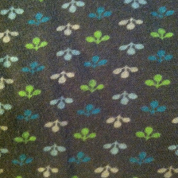 Patterned Summer Top - Picture 2 of 3