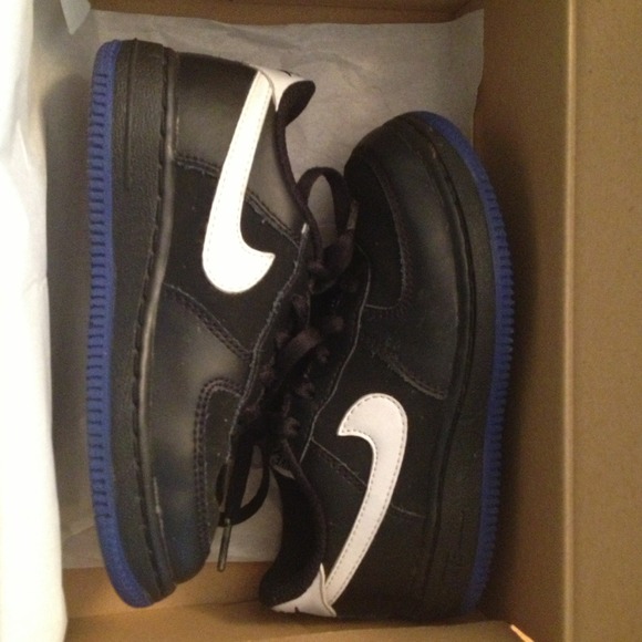 Kids nikes