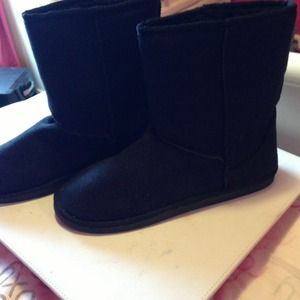 Rue 21 size 10 winter boots black