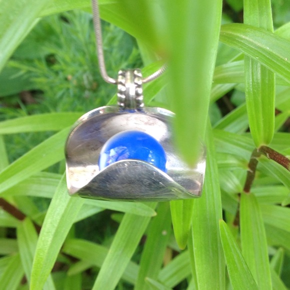 Blue Marble pendant made with a vintage spoon - Picture 2 of 4