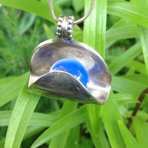 Blue Marble pendant made with a vintage spoon - Picture 4 of 4
