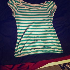 Teal and white puff sleeve tee