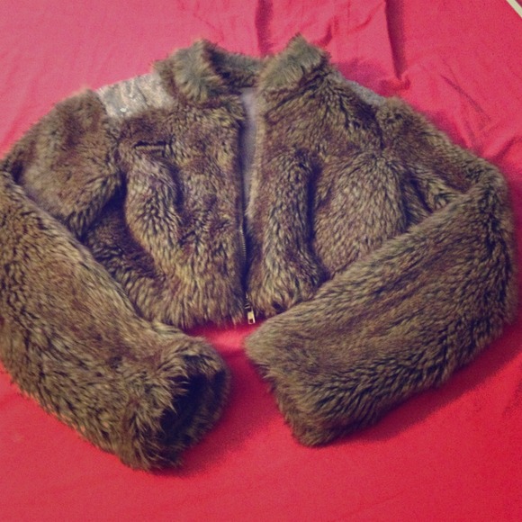 Free People Faux Fur Cropped jacket