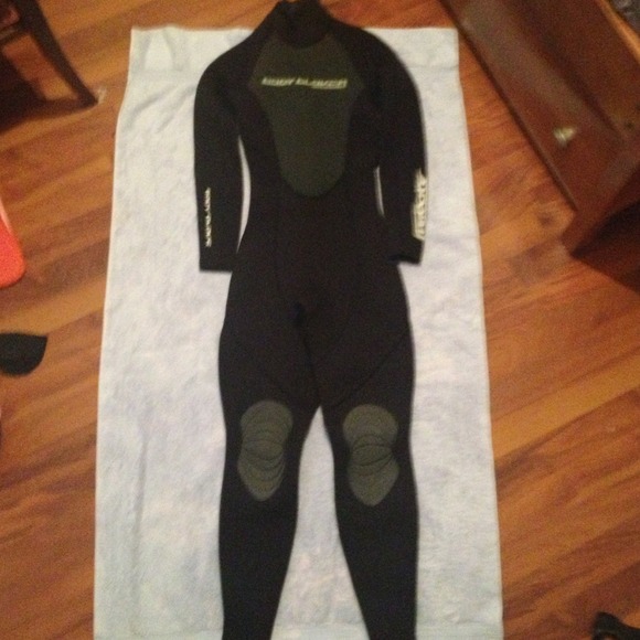 Body glove full wetsuit