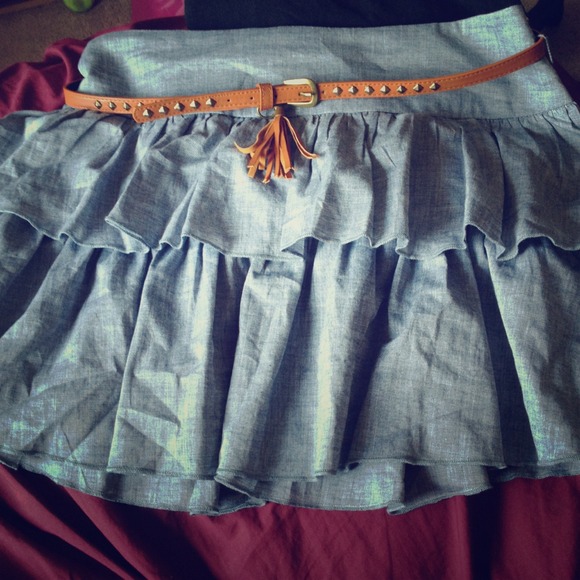Ruffled skirt