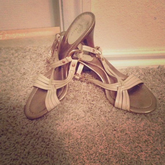 ✨REDUCED✨Cole haan strappy heels - Picture 1 of 1