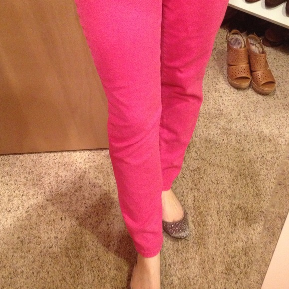 **SOLD** Pink skinny jeans Standards Practices