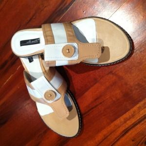 Retro Willi Smith sandals